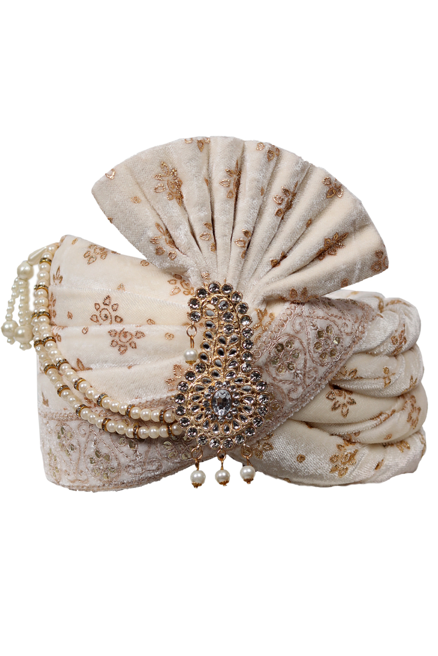 Golden Motif Printed Off White Classic Turban With White And Golden Beads And Golden Locket