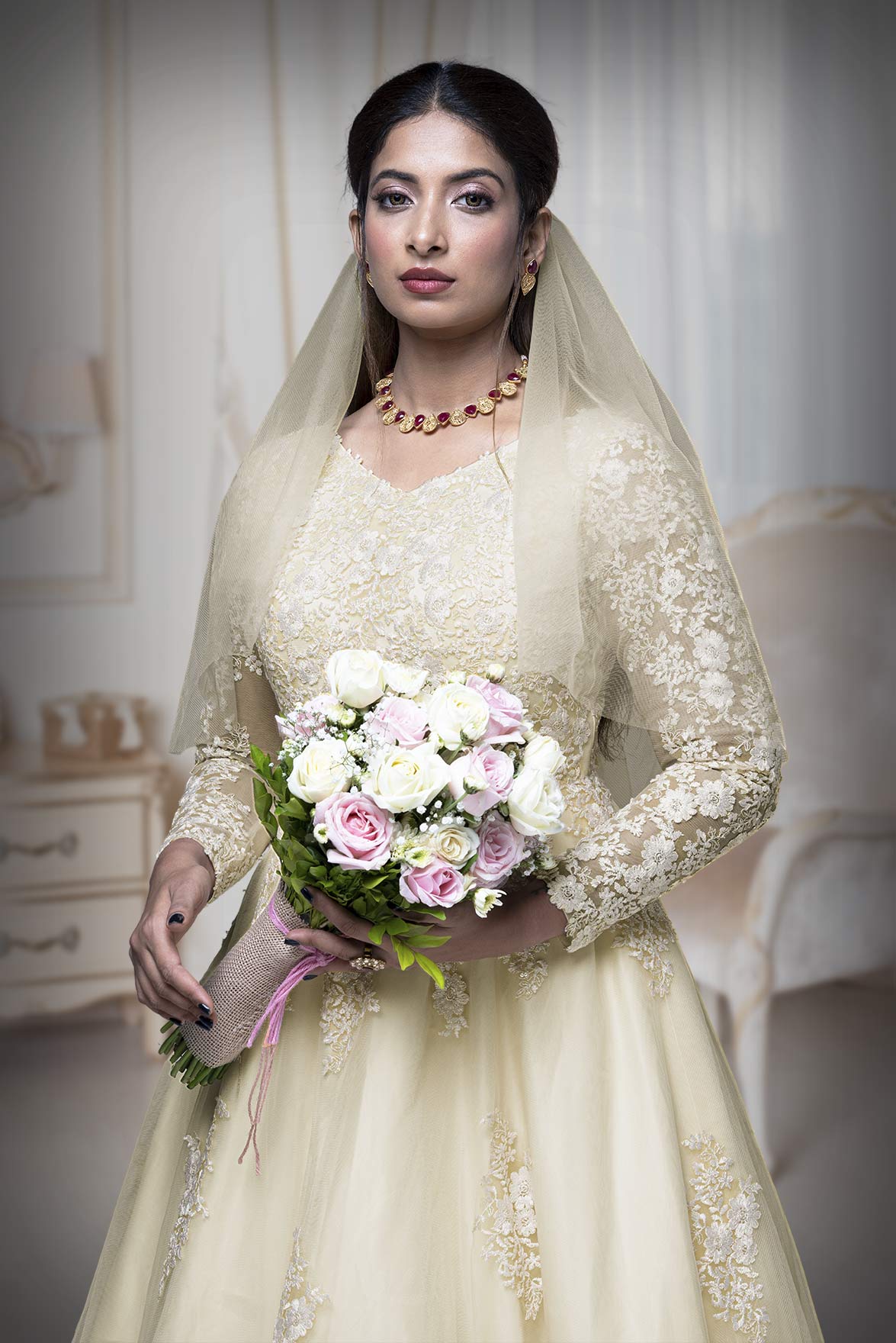 Champagne plain net veil