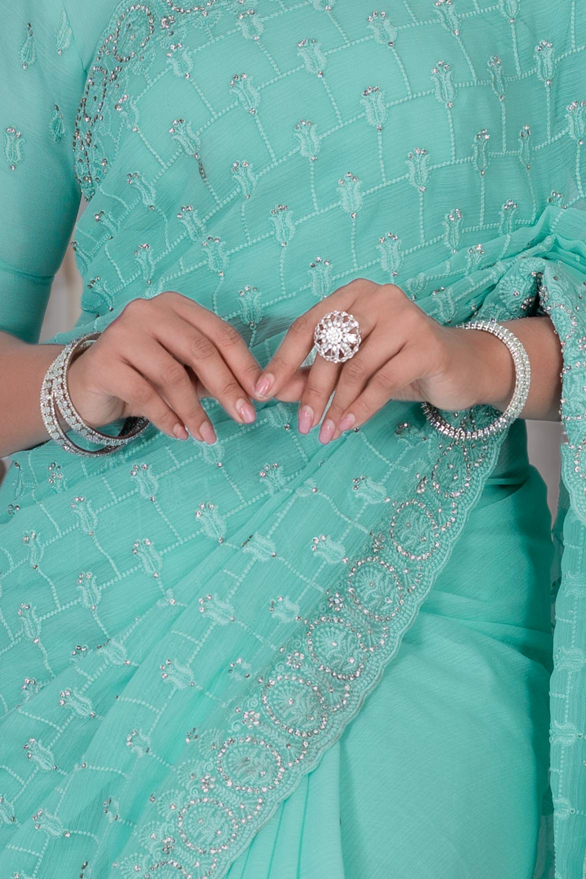 6 layer green american diamond chokker