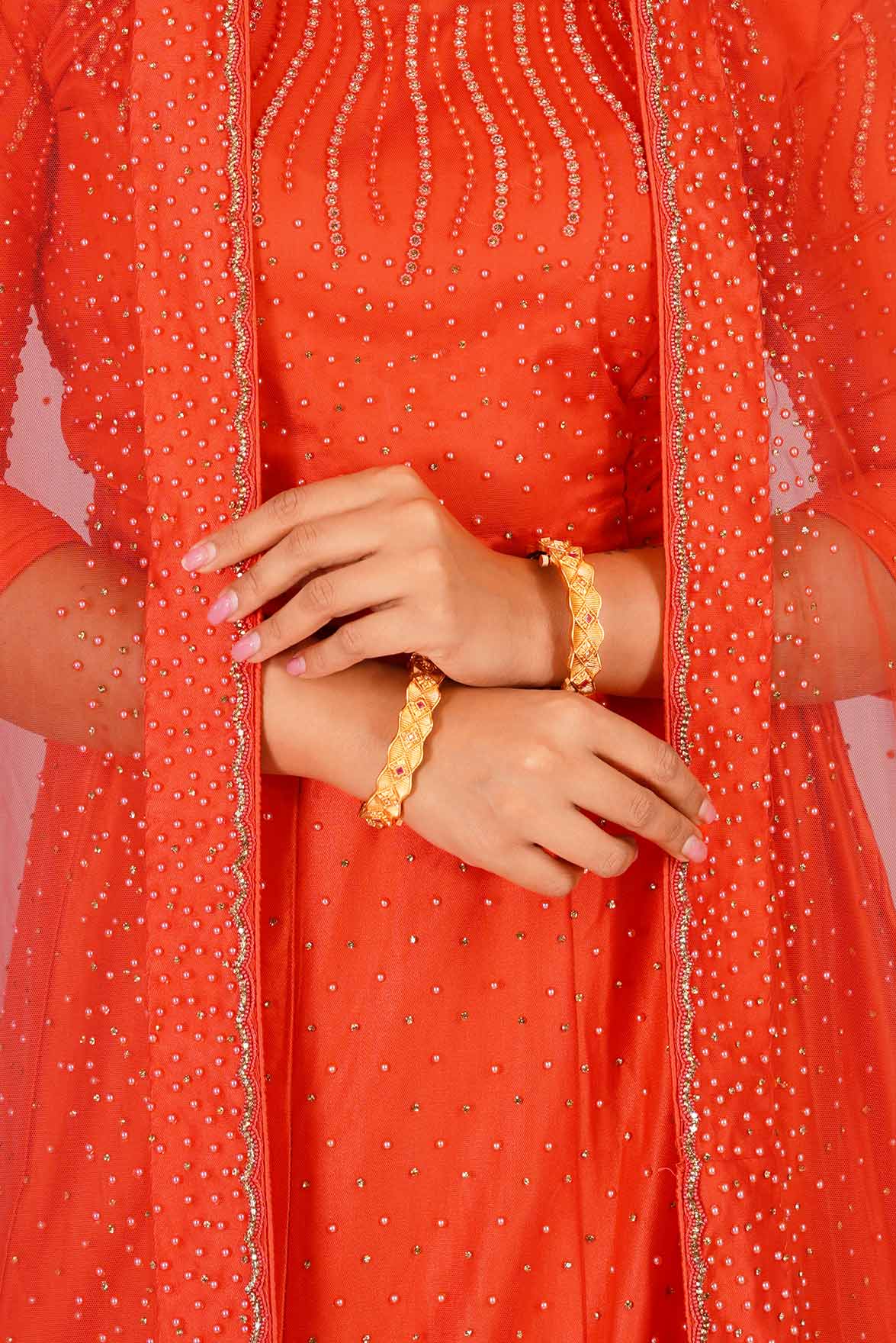 Auntique gold chokker